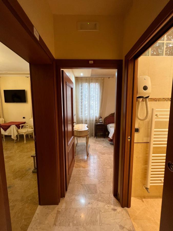 Inn Velence Kültér fotó
